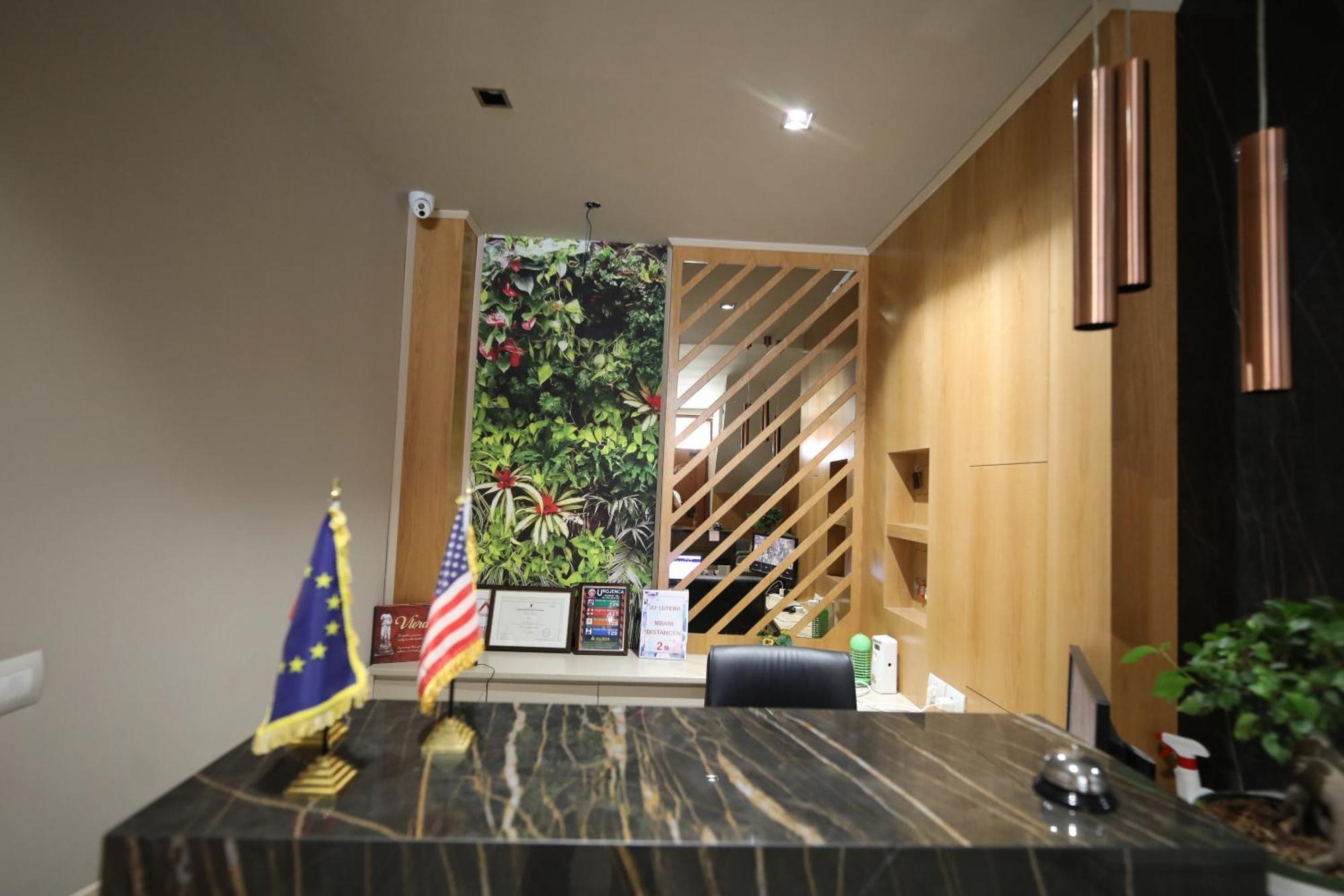 Hotel Erjuma Vlore Exterior photo