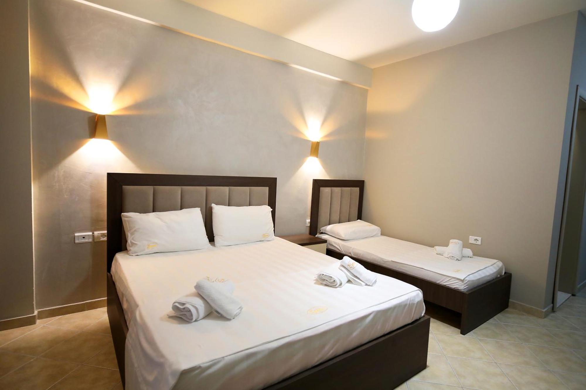 Hotel Erjuma Vlore Exterior photo