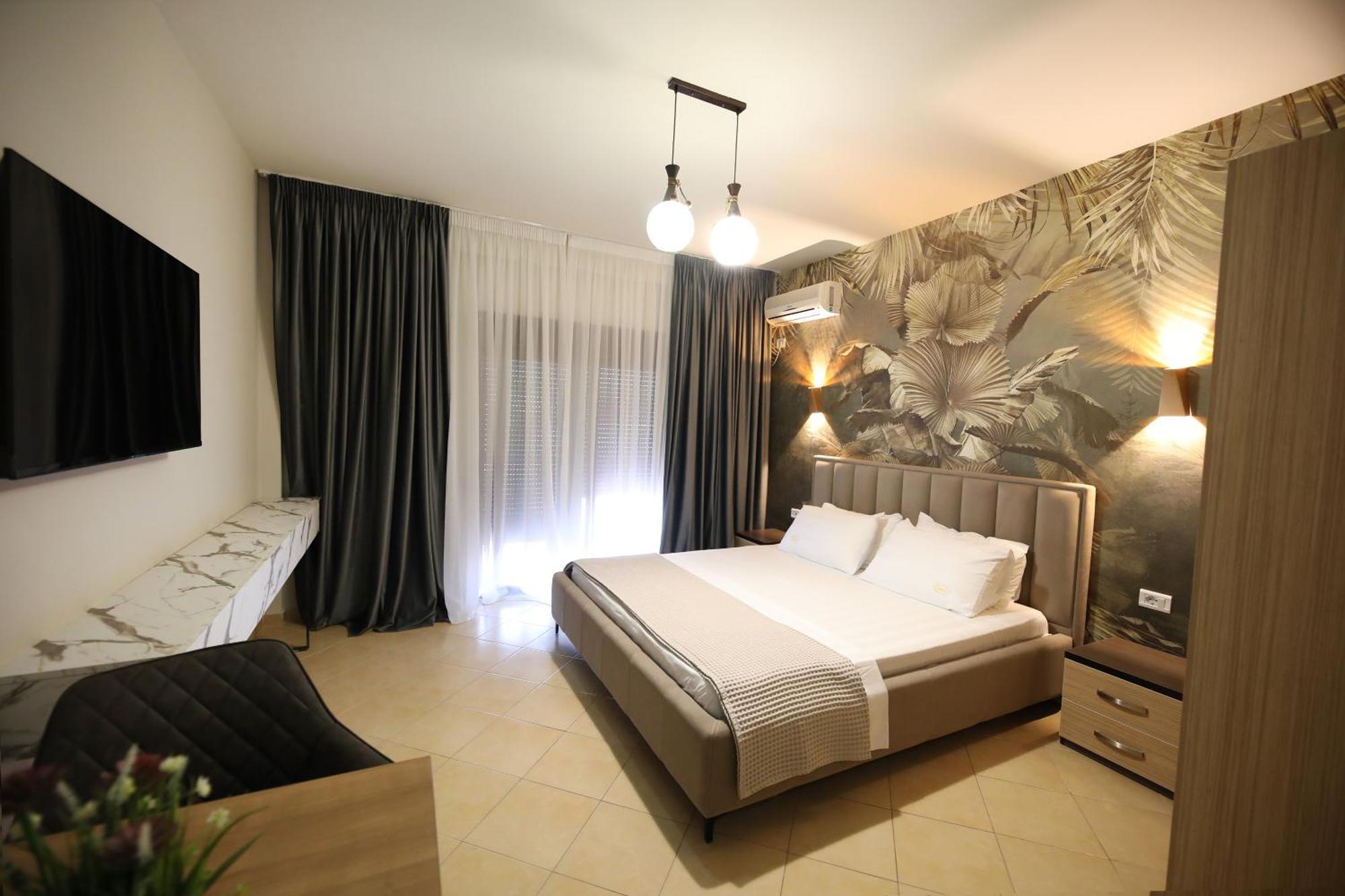 Hotel Erjuma Vlore Exterior photo
